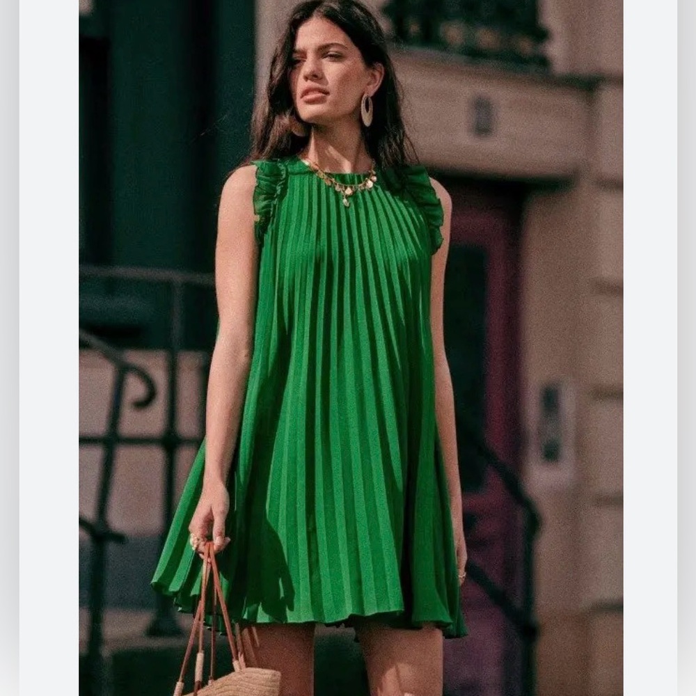 SÉZANE Paris Philippine Green Pleated Ruffle Mini Dress size 34 (2 US) XS